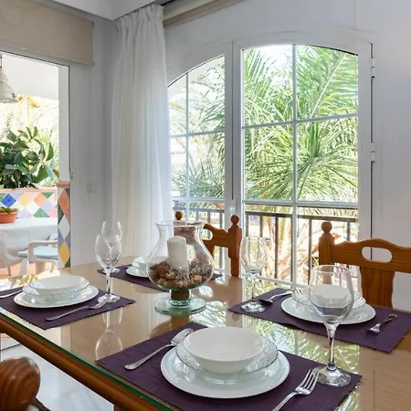 Holidays & Homes I Playa, Piscinas ,relax *