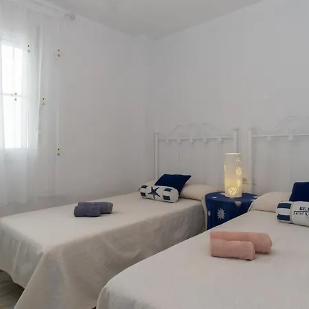 Holidays & Homes I Playa, Piscinas ,relax