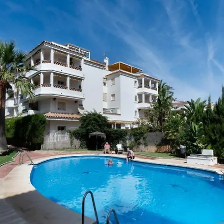 아파트 Holidays & Homes I Playa, Piscinas ,relax 베날마데나코스타