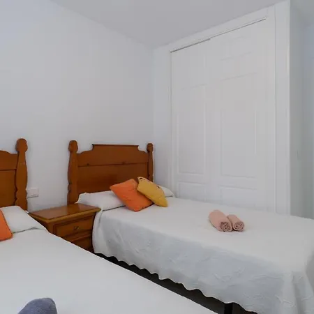 Holidays & Homes I Playa, Piscinas ,relax * 베날마데나코스타